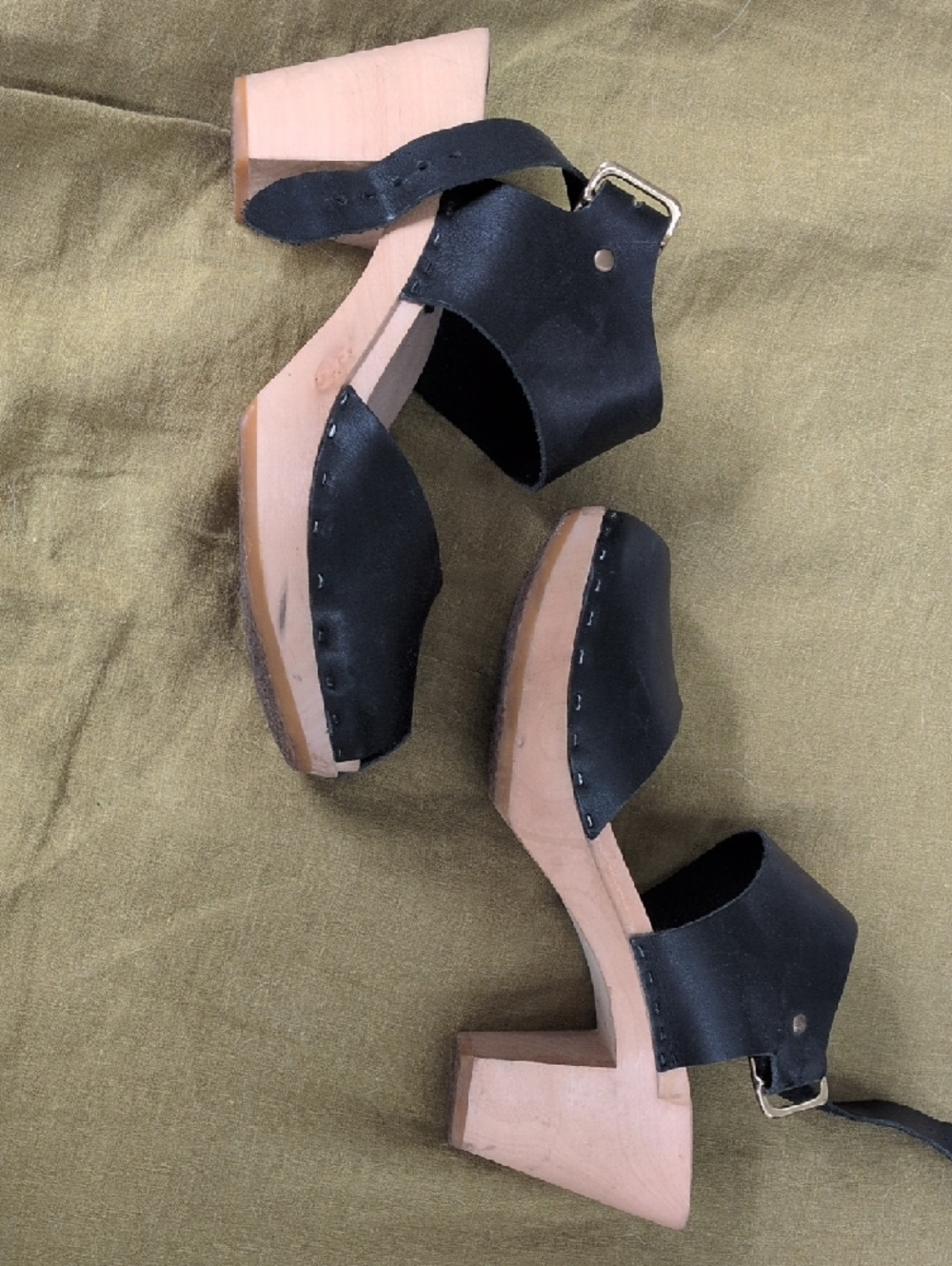 BRYR Black Leather Peep-Toe Wedge Sandals - Picture 13 of 13
